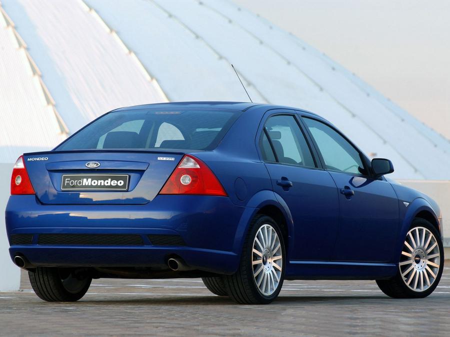  Ford Mondeo ST220 Sedan 2004 года  (ZA) (фото 2 из 7)